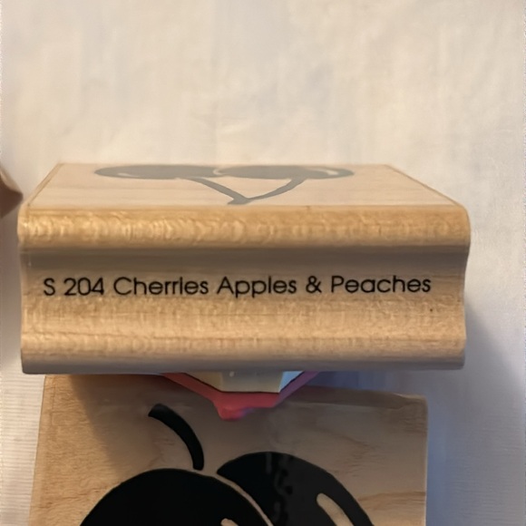 Cherrie, apples and peaches S204 stamp set - Picture 4 of 7